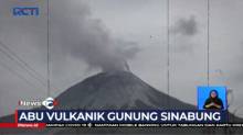 Abu Tebal Erupsi Gunung Sinabung Menutupi Jalan dan Lahan Pertanian