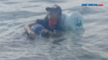 Pemuda di Balikpapan Berenang dengan Galon Pulang ke Malang