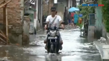 Curah Hujan Tinggi, Ratusan Rumah di Karawang Terendam Banjir