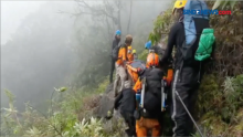 Tegang! Evakuasi Enam Pendaki dari Jurang Gunung Lompobattang