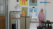 Santriwati di Sumbar Ciptakan Robot Pelayan Kafe