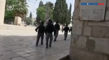 Usai Gencatan Senjata, Polisi Israel Usir Warga Palestina di Masjid Al-Aqsa