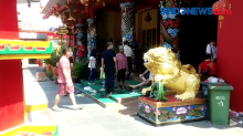 Dua Perayaan Waisak di Vihara Avalokitesvara Ditiadakan