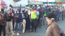PPKM Darurat Hari Kelima, Antrean Penumpang Terjadi di Stasiun Bojong Gede