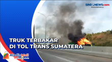 Truk Tronton Terbakar di Tol Trans Sumatera
