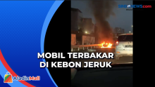 Mobil Terbakar saat Melintas di Tol Kebon Jeruk, Api Berasal dari Samping Stir