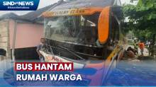 Bus Rombongan Ziarah Hantam Rumah Warga di Bojonegoro, Diduga Sopir Mengantuk