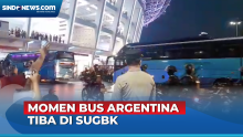 Dikawal Ketat, Bus Timnas Indonesia dan Argentina Tiba di SUGBK Berbarengan