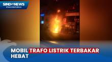 Detik-Detik Mobil Trafo Listrik Ludes Terbakar di Cirebon