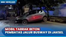 Kecelakaan Tunggal, Mobil Tabrak Beton Pembatas Jalur Busway di Jaksel