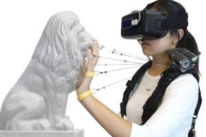 Mungkinkah Kita Bisa Menyentuh Benda Padat dalam Realitas Virtual?