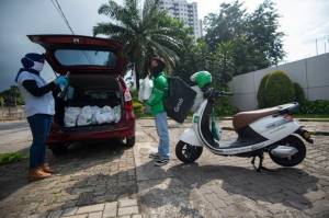 YPO dan Grab Gotong Royong Bagikan 100.000 Paket Buka Puasa