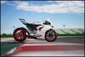 Ducati Panigale V2 Pakai Warna yang Tidak Biasa White Rosso