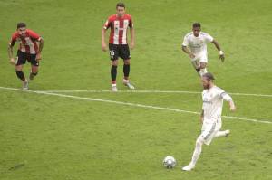 Terus Dituding Dapat Bantuan Wasit dan VAR, Simeone Bela Real Madrid