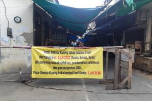 Dua Pedagang Pasar Bambu Kuning Positif Covid-19
