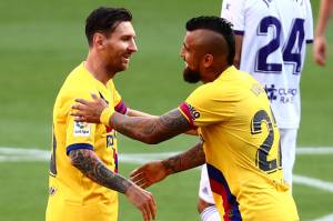 Gol Tunggal Arturo Vidal Antar Barcelona Tumbangkan Valladolid