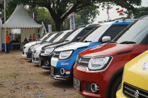 Hemat Air, Les Elite Tawarkan Layanan Mobil  Bersih Tanpa Repot