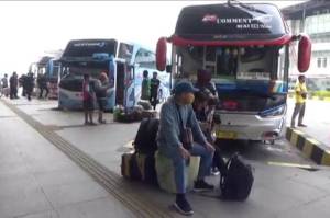 SIKM Tak Diberlakukan, Penumpang Bus di Terminal Pulo Gebang Naik 20%