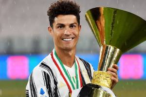 Jangan Paksa Ronaldo Tinggalkan Juventus Sekarang
