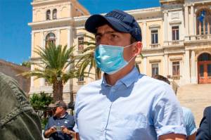 Kesaksian Bos TV di Yunani, Maguire Orangnya Pendiam tapi Teman-Temannya Teriak Keras