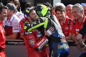 Bos Michelin Tanggapi Keluhan Dovizioso dan Rossi