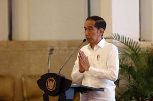 Jokowi: Penerima Subsidi Gaji Tahap Pertama Komplet dari Berbagai Pekerjaan