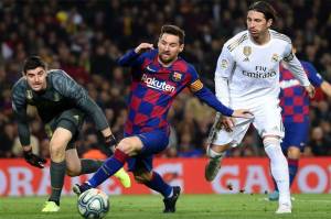 Sergio Ramos Harap Messi Bisa Bertahan di Barcelona