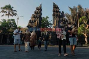 Datang ke Bali, Menko Luhut Minta Turis Wajib Rapid Test
