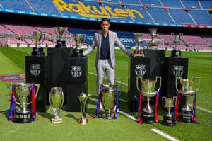 Panggung di Barcelona Berakhir, Suarez Jamin Hubungannya dengan Messi Tak Berubah