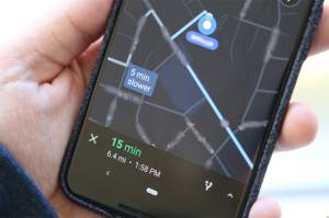 Dark Mode di Google Maps Mulai Menyambangi Pengguna Android