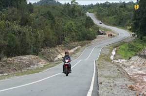 Aspal Buton Jadi Andalan untuk Pembangunan Jalan di Daerah Terpencil