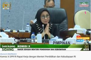 Komisi X DPR Usulkan Lama Pengabdian Jadi Pertimbangan Seleksi Guru PPPK