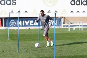 Benzema Ikut Rombongan Real Madrid ke Kiev