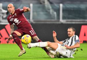 Tandukan Bonucci Warnai Comeback Dramatis Juventus atas Torino