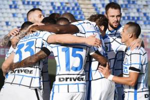 Comeback Dramatis, Inter Ganggu Milan Setelah Menang di Markas Cagliari