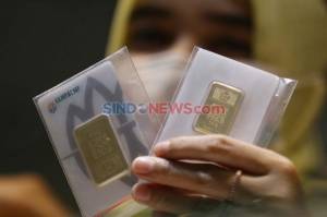 Awal Tahun 2021, Harga Emas Antam Naik Rp4.000 per Gram