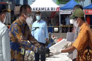 Disaksikan Jokowi, Sriwijaya Air Resmi Serahkan Santunan Kecelakaan SJ-182