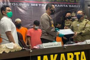 Cepat Ungkap Kasus Begal Sepeda, Polrestro Jakarta Barat Raih Penghargaan