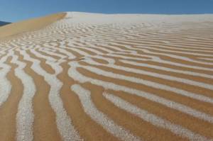 Jarang Terjadi, Salju Kembali Selimuti Gurun Sahara yang Panas