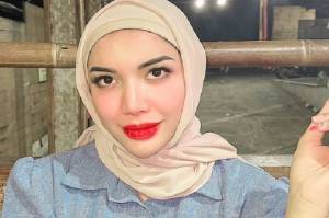 Millen Cyrus Unggah Foto Pakai Hijab, Netizen: Mas Sadar Mas
