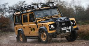 Land Rover Bangkitkan Kembali Pesona Land Rover Defender Camel Trophy