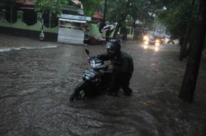 BPBD Waspadai 20 Titik Rawan Banjir di Tangsel