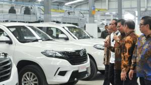 Mengenal Esemka, Mobil Andalan Jokowi Kini Diborong Prabowo