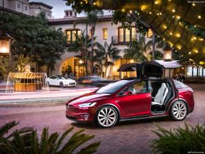Survei J.D Power : Konsumen Mobil Listrik Pertimbangkan Rival Tesla