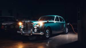 Perdana, Ini Dia Bentley Klasik Listrik Pertama di Dunia