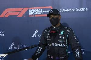 Kesulitan Lewati Verstappen, Hamilton: Maksimal di Posisi Kedua