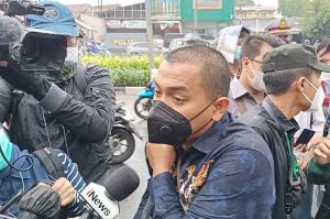 Diusir dari PN Jakarta Timur, Kuasa Hukum Habib Rizieq: Sidang Aja Sama Tembok