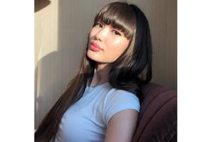 Wajah Sabina Altynbekova Makin Kinclong Mandi Sinar Matahari