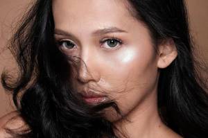 4 Potret Gaya OOTD Miss Landscape Indonesia, Era Setyowati yang Jadi Perbincangan Publik