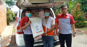 JNE Kirim Boks Berisi Masker dan Paket Kebersihan Keluarga ke NTT